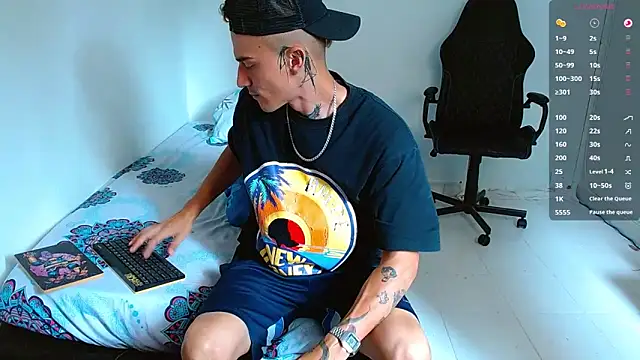 Snapshot of bray_hotboy777 chatting on 19, 9, 2025 bray hotboy777 online show from 19, 9, 2025