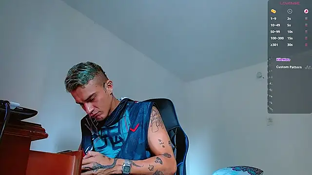 Snapshot of bray_hotboy777 chatting on 8, 11, 2025 bray hotboy777 online show from 8, 11, 2025