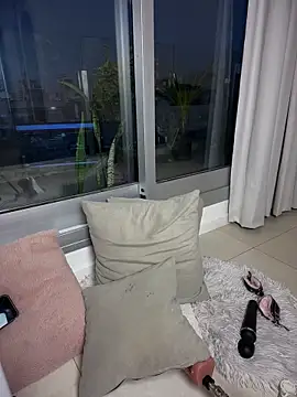 Snapshot of IvonneJoy chatting on 25, 2, 2026 IvonneJoy online show from 25, 2, 2026