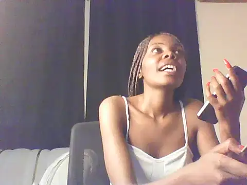 sweetanabella4 online show from 14, 4, 2026