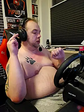 PupW0lfy online show from 2, 2, 2025