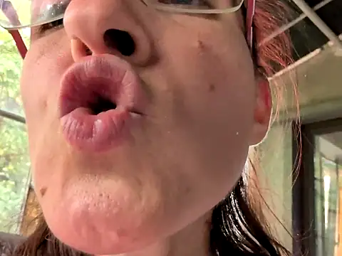 Milky hairy mommy online show from 24, 9, 2025