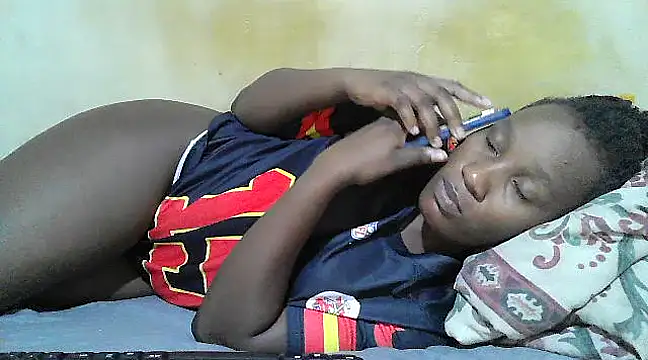 Snapshot of juiccypussy chatting on 19, 3, 2025 juiccypussy online show from 19, 3, 2025