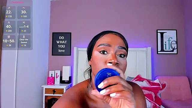 Britanymooree online show from 1, 10, 2025