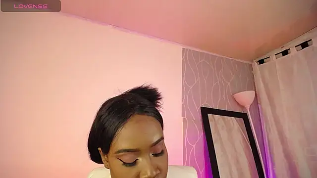 Britanymooree online show from 31, 1, 2025