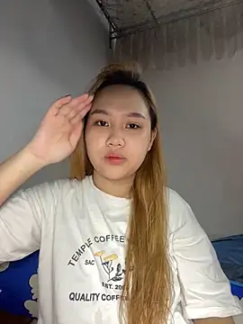 Snapshot of Odette68 chatting on 11, 6, 2026 Odette68 online show from 11, 6, 2026