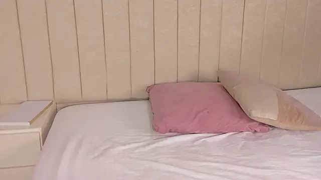 Snapshot of Littleolivia_ chatting on 18, 3, 2025 Littleolivia online show from 18, 3, 2025