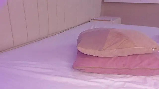 Snapshot of Littleolivia_ chatting on 18, 3, 2025 Littleolivia online show from 18, 3, 2025