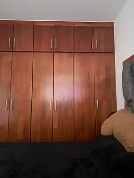 Snapshot of Veronica_isaza__ chatting on 12, 9, 2025 Veronica isaza online show from 12, 9, 2025