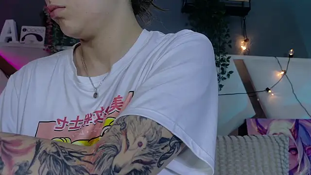 AmbarHills 1 online show from 13, 3, 2026