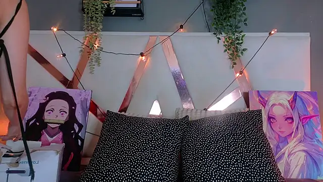 AmbarHills 1 online show from 7, 4, 2026