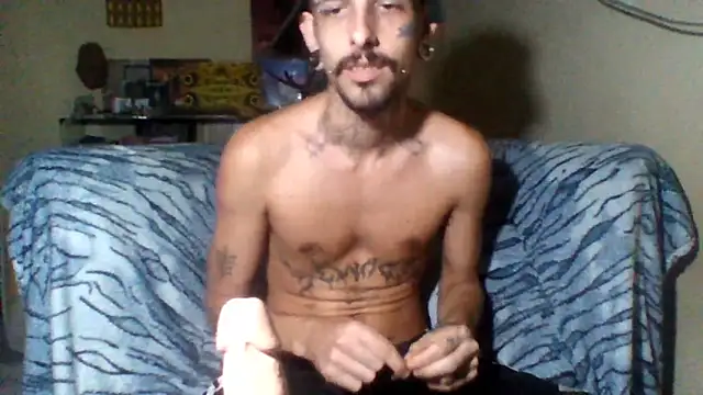 Snapshot of sellvageria chatting on 1, 2, 2026 sellvageria online show from 1, 2, 2026