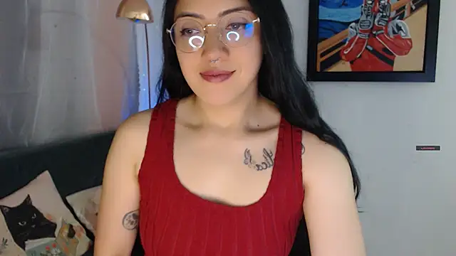 Snapshot of Suzanne_abbey chatting on 12, 2, 2026 Suzanne abbey online show from 12, 2, 2026