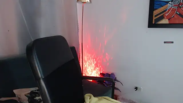 Snapshot of Suzanne_abbey chatting on 21, 2, 2026 Suzanne abbey online show from 21, 2, 2026