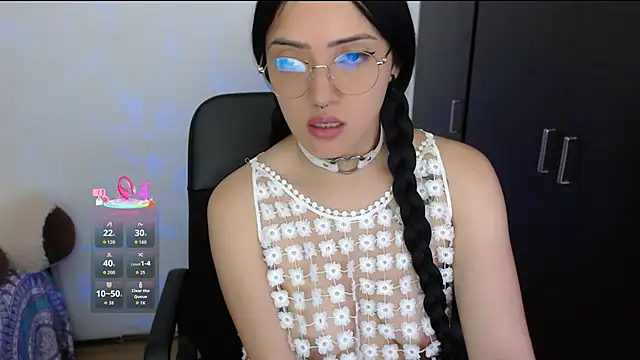 Suzanne abbey online show from 13, 11, 2025