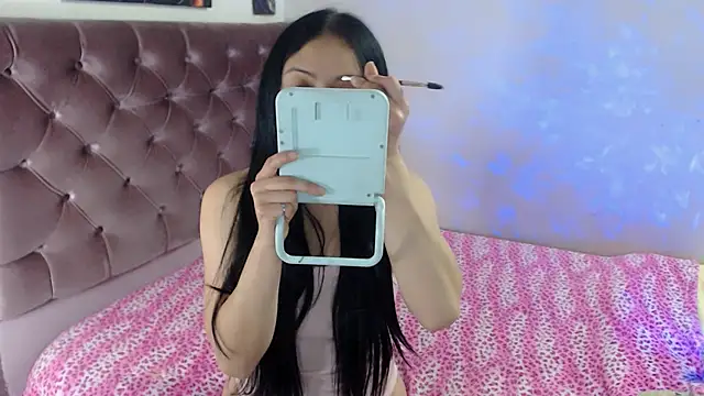 Suzanne abbey online show from 20, 3, 2025