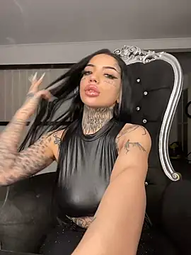 CreamyInkky  online show from 3, 2, 2025