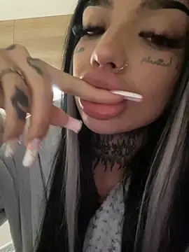 CreamyInkky  online show from 24, 1, 2025