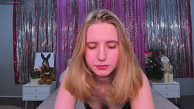 MadelineS69 online show from 12, 2, 2025