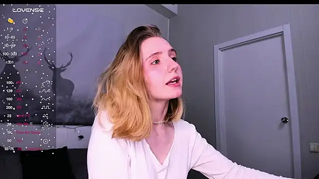 MadelineS69 online show from 5, 2, 2025