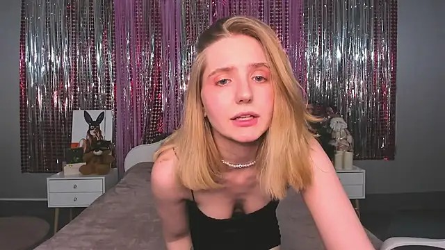 MadelineS69 online show from 6, 2, 2025