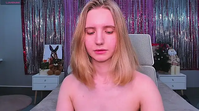 MadelineS69 online show from 12, 2, 2025