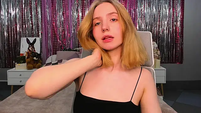 MadelineS69 online show from 30, 1, 2025