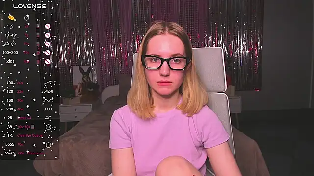 MadelineS69 online show from 11, 3, 2025