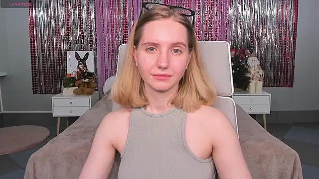 MadelineS69 online show from 13, 2, 2025