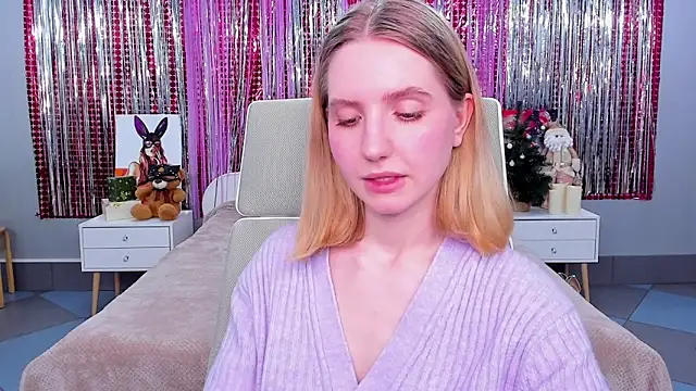 MadelineS69 online show from 3, 2, 2025