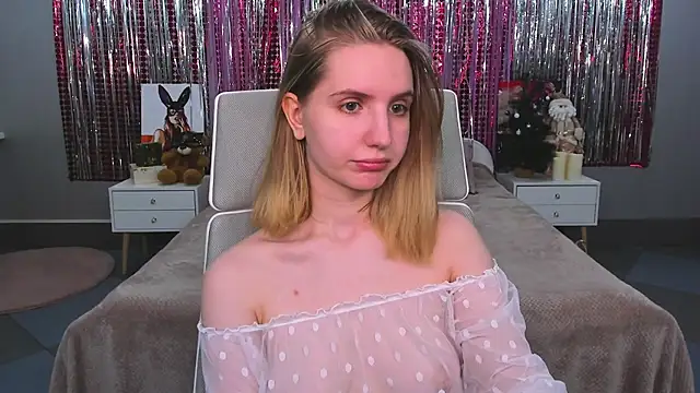 MadelineS69 online show from 7, 2, 2025