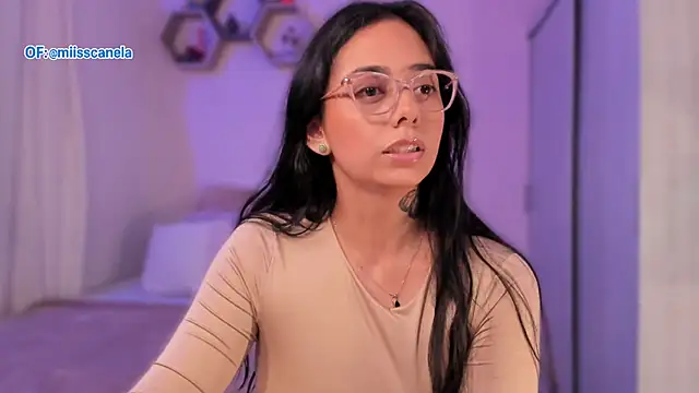 Aleja24Evans online show from 2, 10, 2025