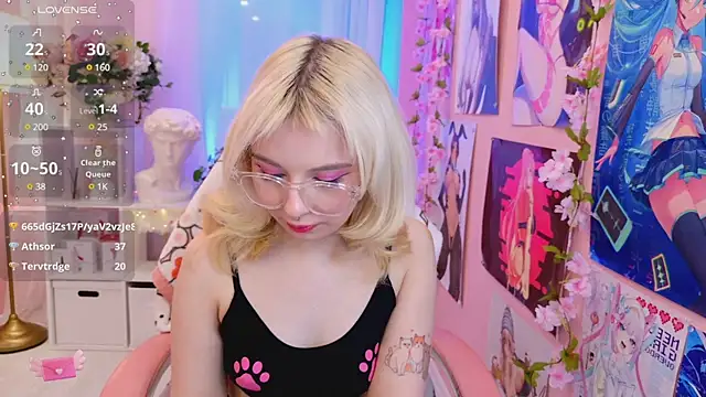 Snapshot of Coconut_Mia chatting on 8, 3, 2025 Coconut Mia online show from 8, 3, 2025