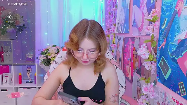 Coconut Mia online show from 3, 6, 2026