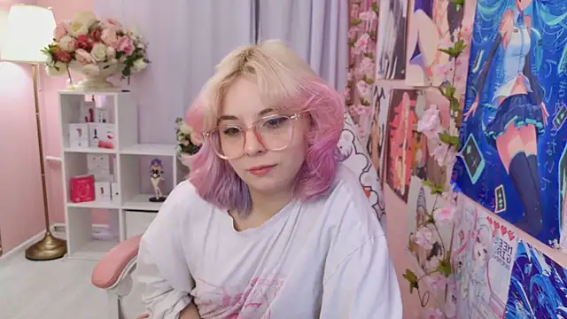 Snapshot of Coconut_Mia chatting on 11, 10, 2025 Coconut Mia online show from 11, 10, 2025