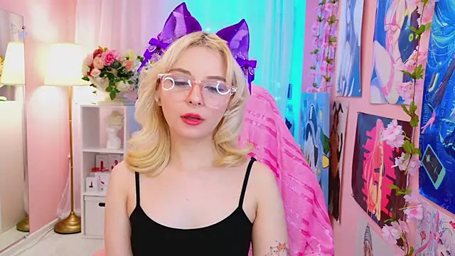 Snapshot of Coconut_Mia chatting on 20, 2, 2025 Coconut Mia online show from 20, 2, 2025