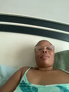 Nomthie online show from 13, 3, 2025