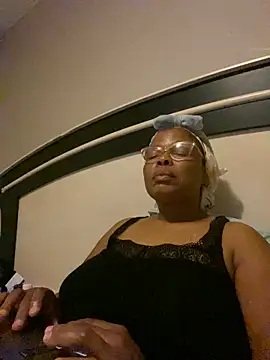 Nomthie online show from 15, 3, 2025