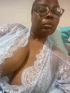 Nomthie online show from 21, 2, 2026