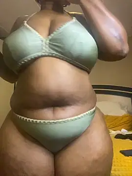 Nomthie online show from 6, 10, 2025