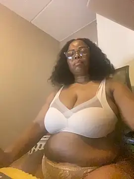 Nomthie online show from 17, 9, 2025