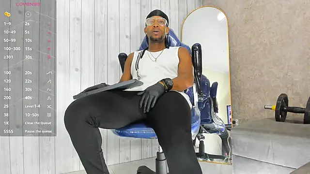 Snapshot of RicoBrown777_ chatting on 16, 7, 2026 RicoBrown777 online show from 16, 7, 2026