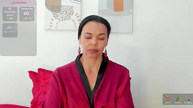 Evawalker  online show from 21, 12, 2025