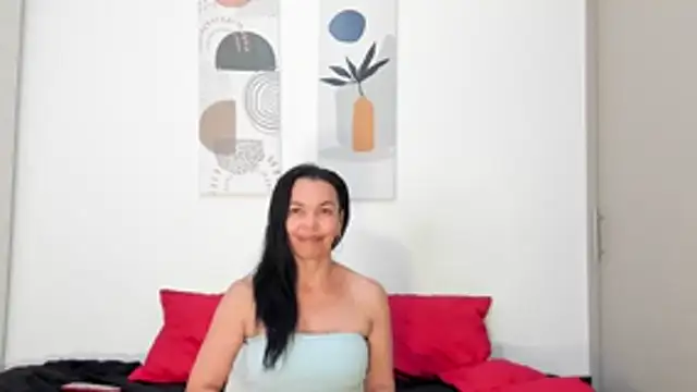 Evawalker  online show from 8, 1, 2026