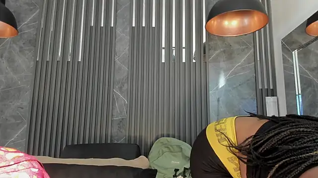 SaraiEvans online show from 11, 9, 2025