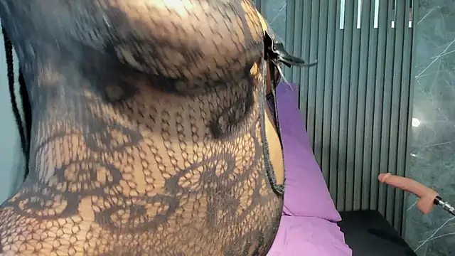 SaraiEvans online show from 3, 2, 2026