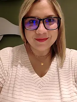 Snapshot of MissMaria chatting on 8, 2, 2026 MissMaria online show from 8, 2, 2026