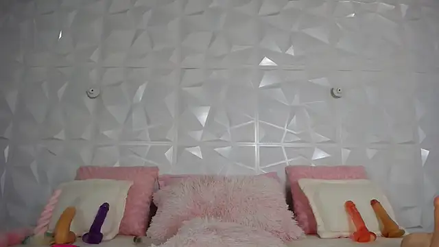 AndreaPinkNaughty online show from 17, 1, 2025