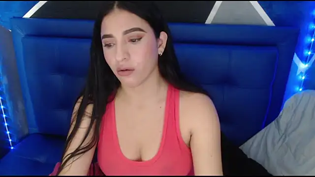 cherry modelx  online show from 2, 10, 2025