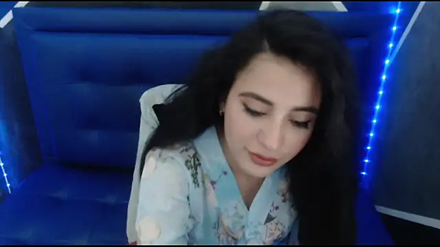 cherry modelx  online show from 15, 9, 2025